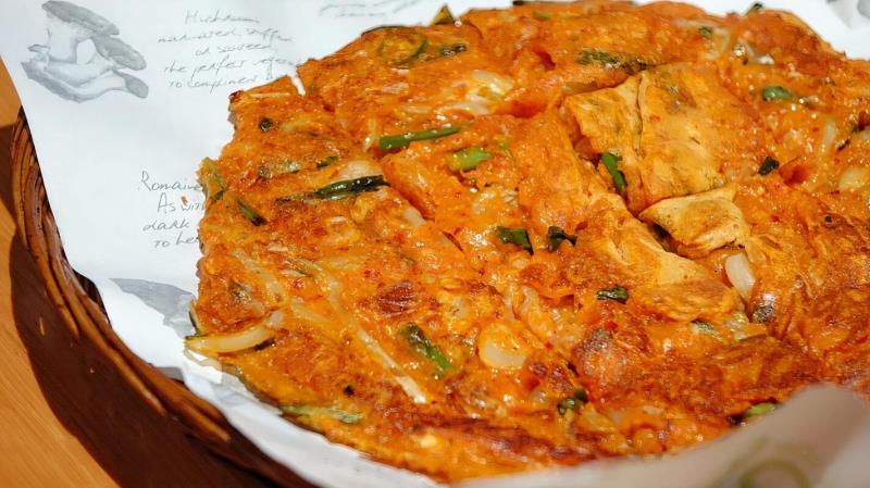 A27-1.kimchi Pancake