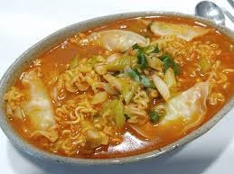 K34.dumpling Ramen