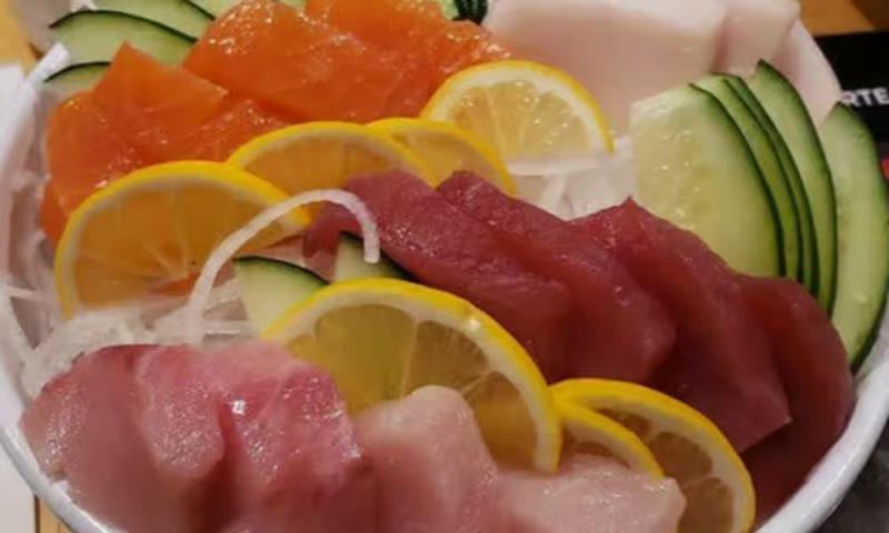 Deluxe Sashimi