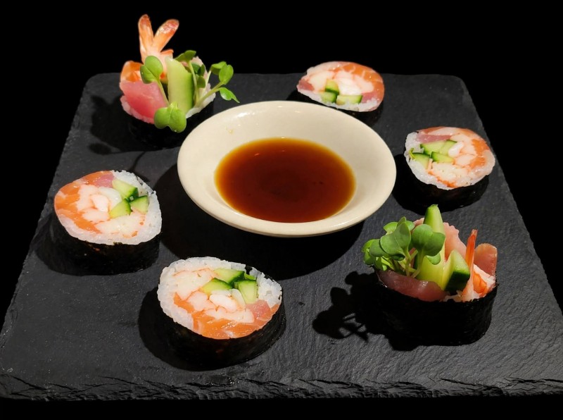 Tuna, Salmon, Yellowtail, Shrimp, Crab Stick, Cucumber, Avocado, Kayiwari, Wrapped with Seaweed Paper. Ponzu Sauce. (No Rice) Sashimi Roll