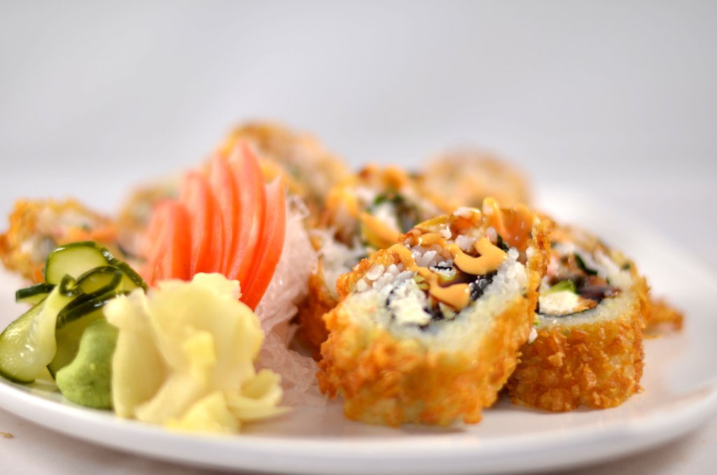 Jalapeno, Cream Cheese, Crab Meat, Unagi w/ Unagi Sauce, Spicy Mayo Cerano Chili Tempura