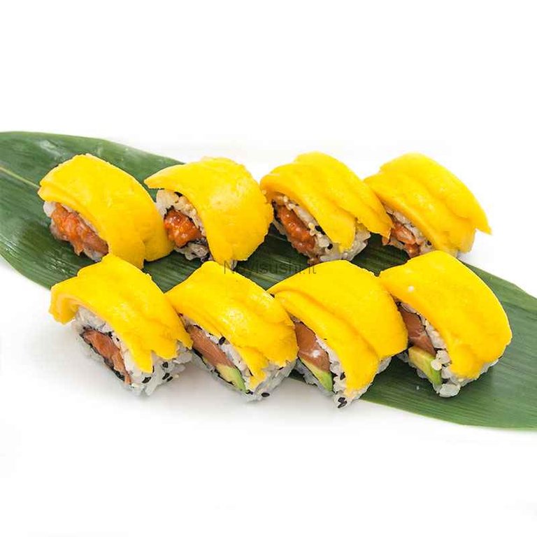 Shrimp Tempura, Fresh Salmon, Avocado on Fresh Mango w/ Mango Sauce Mango Roll